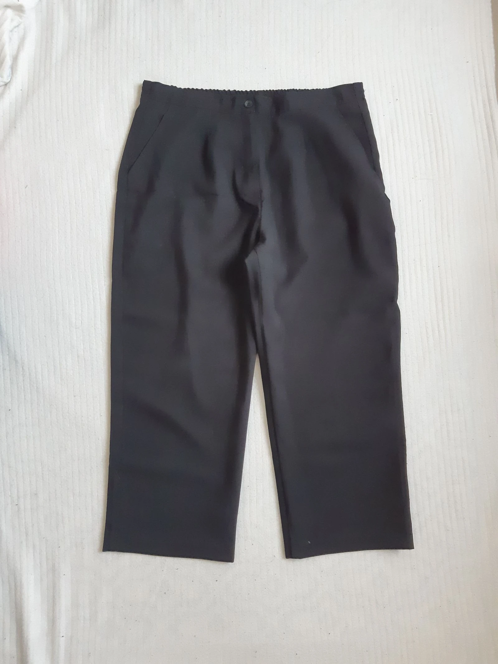 Pantalon court noir Vetissimo T44/46